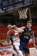 2.zápas BC Prievidza - Iskra Svit 98:82 (foto: Ladislav Szibilla)