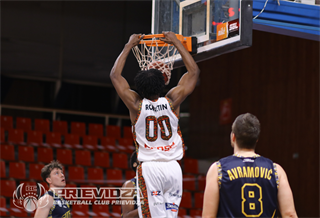 2.zápas BC Prievidza - Iskra Svit 98:82 (foto: Ladislav Szibilla)