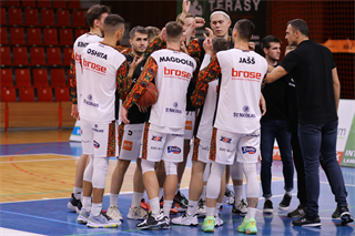 Alpe Adria Cup: BC PRIEVIDZA - BK Sluneta Ústí nad Labem 81:91 (Foto: Ladislav Szibilla)