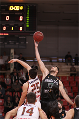 3. Kolo SBL BC Prievidza : MBK Handlová 72:73 (foto: Ladislav Szibilla)