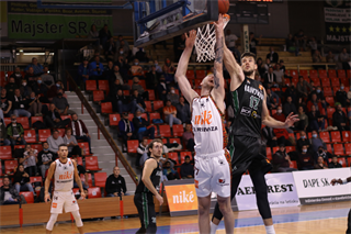 3. Kolo SBL BC Prievidza : MBK Handlová 72:73 (foto: Ladislav Szibilla)