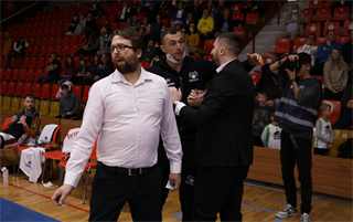 3. Kolo SBL BC Prievidza : MBK Handlová 72:73 (foto: Ladislav Szibilla)