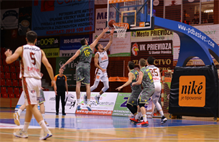 5. Kolo Niké SBL - BC Prievidza : BK Levickí Patrioti 60 : 105 (foto: Ladislav Szibilla)