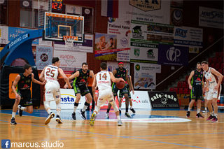 Alpe Adria Cup: BC Prievidza - KK Adra Oil Škrljevo 77:79 (Foto: Marcus Poliak)