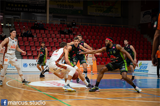 Alpe Adria Cup: BC Prievidza - KK Adra Oil Škrljevo 77:79 (Foto: Marcus Poliak)