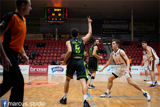 Alpe Adria Cup: BC Prievidza - KK Adra Oil Škrljevo 77:79 (Foto: Marcus Poliak)