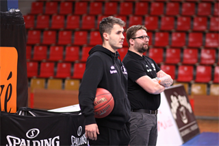 7. Kolo Niké SBL: BC Prievidza - BC Komárno 79:100 (foto: Ladislav Szibilla)