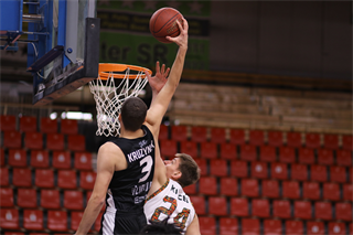 Alpe Adria Cup: BC Prievidza - Nutrisport Ilirija 85:83 (Foto: Ladislav Szibilla)