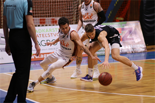 Alpe Adria Cup: BC Prievidza - Nutrisport Ilirija 85:83 (Foto: Ladislav Szibilla)