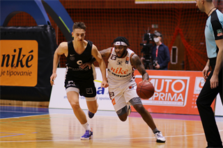 Alpe Adria Cup: BC Prievidza - Nutrisport Ilirija 85:83 (Foto: Ladislav Szibilla)