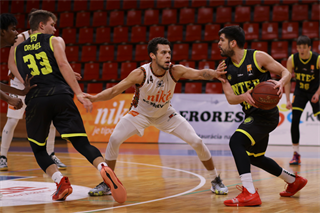 13. Kolo Niké SBL: BC Prievidza - Inter Bratislava 70:79 (foto: Ladislav Szibilla)