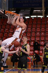 13. Kolo Niké SBL: BC Prievidza - Inter Bratislava 70:79 (foto: Ladislav Szibilla)