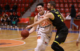 13. Kolo Niké SBL: BC Prievidza - Inter Bratislava 70:79 (foto: Ladislav Szibilla)