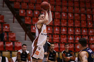 8. Kolo Niké SBL: BC Prievidza - Iskra Svit 88:102 (foto: Ladislav Szibilla)