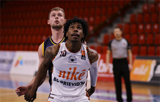 8. Kolo Niké SBL: BC Prievidza - Iskra Svit 88:102 (foto: Ladislav Szibilla)