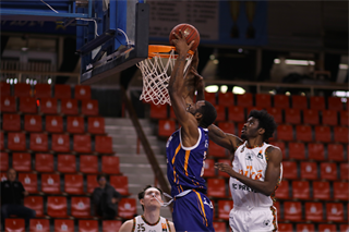 9. Kolo Niké SBL: BC Prievidza - BKM Lučenec 83:91 (foto: Ladislav Szibilla)