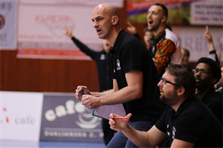 17. Kolo Niké SBL: BC Prievidza - MBK Baník Handlová 90:87 (foto: Ladislav Szibilla)