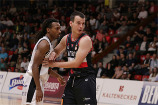 6. Kolo Niké SBL: BC Prievidza - BC Komárno 69:76 (foto: Ladislav Szibilla)	