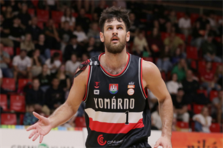 6. Kolo Niké SBL: BC Prievidza - BC Komárno 69:76 (foto: Ladislav Szibilla)	
