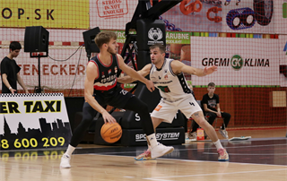6. Kolo Niké SBL: BC Prievidza - BC Komárno 69:76 (foto: Ladislav Szibilla)	