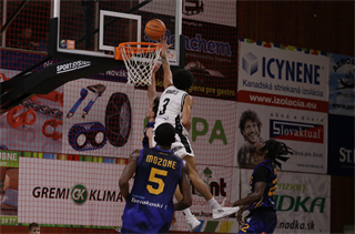 8. Kolo Niké SBL: BC Prievidza - BK Iskra Svit 76:86 (foto: Ladislav Szibilla)	
