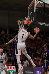 8. Kolo Niké SBL: BC Prievidza - BK Iskra Svit 76:86 (foto: Ladislav Szibilla)	