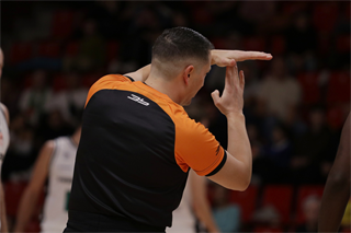 8. Kolo Niké SBL: BC Prievidza - BK Iskra Svit 76:86 (foto: Ladislav Szibilla)	
