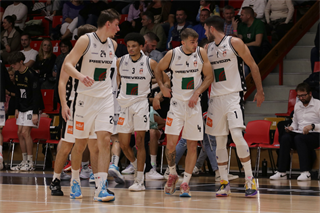 8. Kolo Niké SBL: BC Prievidza - BK Iskra Svit 76:86 (foto: Ladislav Szibilla)	