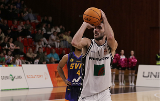 8. Kolo Niké SBL: BC Prievidza - BK Iskra Svit 76:86 (foto: Ladislav Szibilla)	