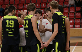1. liga: BC Prievidza B - BK AS Trenčín U23 107:59 (foto: Ladislav Szibilla)	
