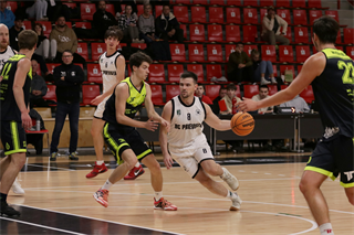 1. liga: BC Prievidza B - BK AS Trenčín U23 107:59 (foto: Ladislav Szibilla)	