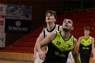 1. liga: BC Prievidza B - BK AS Trenčín U23 107:59 (foto: Ladislav Szibilla)	