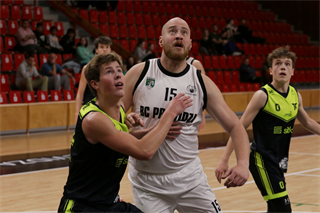 1. liga: BC Prievidza B - BK AS Trenčín U23 107:59 (foto: Ladislav Szibilla)	