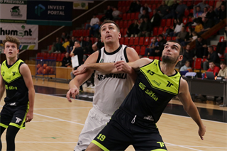 1. liga: BC Prievidza B - BK AS Trenčín U23 107:59 (foto: Ladislav Szibilla)	