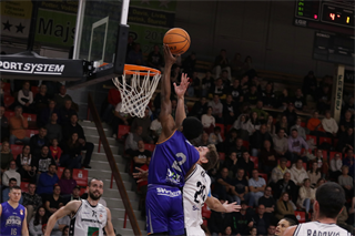 11. Kolo Niké SBL: BC Prievidza - Spišskí Rytieri 79:72 (foto: Ladislav Szibilla)	