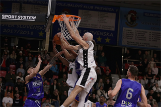 11. Kolo Niké SBL: BC Prievidza - Spišskí Rytieri 79:72 (foto: Ladislav Szibilla)	