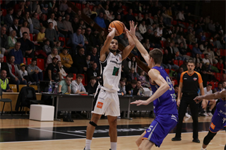 11. Kolo Niké SBL: BC Prievidza - Spišskí Rytieri 79:72 (foto: Ladislav Szibilla)	