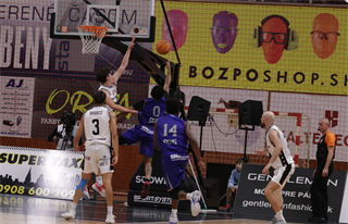 11. Kolo Niké SBL: BC Prievidza - Spišskí Rytieri 79:72 (foto: Ladislav Szibilla)	