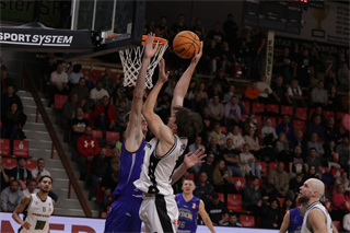 11. Kolo Niké SBL: BC Prievidza - Spišskí Rytieri 79:72 (foto: Ladislav Szibilla)	