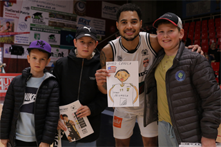 11. Kolo Niké SBL: BC Prievidza - Spišskí Rytieri 79:72 (foto: Ladislav Szibilla)	