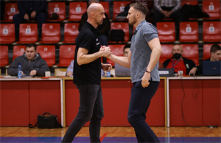19. Kolo Niké SBL: BC Prievidza - Patrioti Levice 65:89 (foto: Ladislav Szibilla)