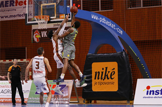 19. Kolo Niké SBL: BC Prievidza - Patrioti Levice 65:89 (foto: Ladislav Szibilla)