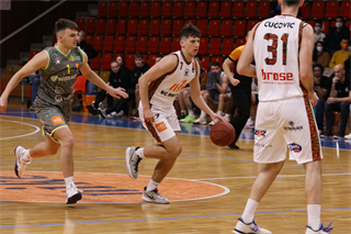 19. Kolo Niké SBL: BC Prievidza - Patrioti Levice 65:89 (foto: Ladislav Szibilla)