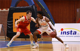21. Kolo Niké SBL: BC Prievidza - BC Komárno 94:85 (foto: Ladislav Szibilla)