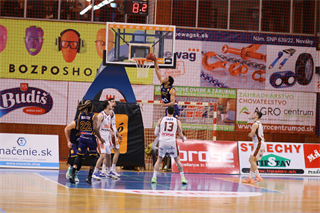 22. Kolo Niké SBL: BC Prievidza - Iskra Svit 69:56 (foto: Ladislav Szibilla)