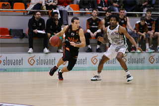 10. Kolo Niké SBL: MBK Handlová - BC Prievidza 93:101 (foto: Ladislav Szibilla)	
