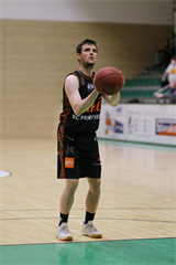 10. Kolo Niké SBL: MBK Handlová - BC Prievidza 93:101 (foto: Ladislav Szibilla)	