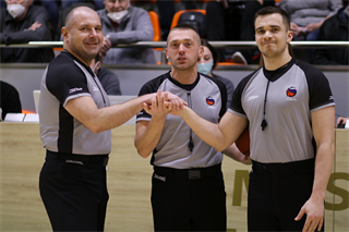 24. Kolo Niké SBL: MBK Handlová - BC Prievidza 75:79 (foto: Ladislav Szibilla)
