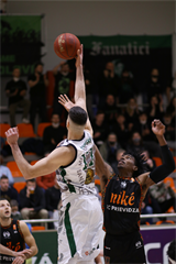 24. Kolo Niké SBL: MBK Handlová - BC Prievidza 75:79 (foto: Ladislav Szibilla)