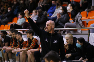 24. Kolo Niké SBL: MBK Handlová - BC Prievidza 75:79 (foto: Ladislav Szibilla)